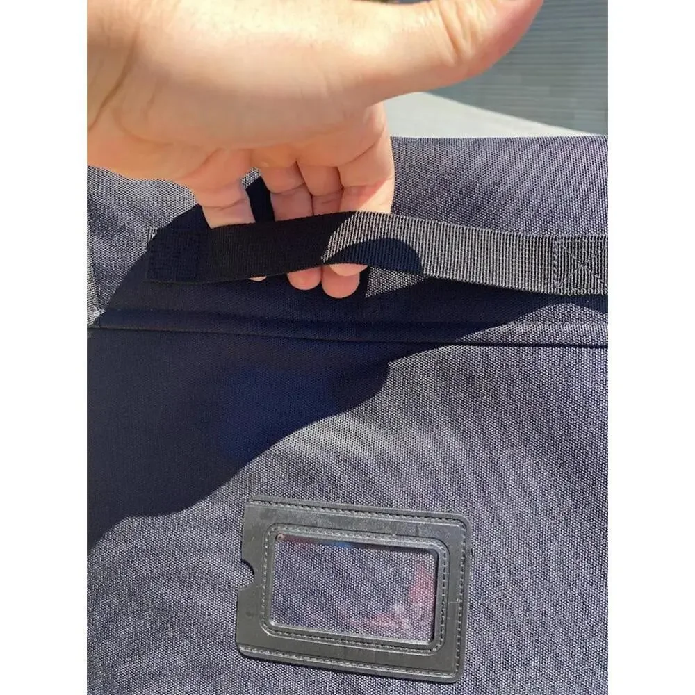 Belkin Lightweight Black TwoTone Padded 14" - 15" Laptop Sleeve Case - New - Picture 5 of 7